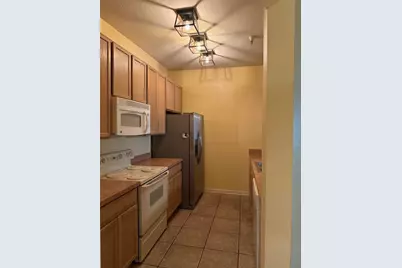 7109 Yacht Basin Avenue #428, Orlando, FL 32835 - Photo 6