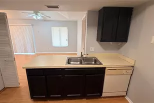 4323 Pinebark Ave, Orlando, FL 32811 - Photo 10