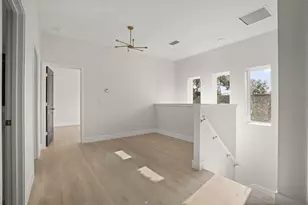 823 E McDonald Ave, Eustis, FL 32726 - Photo 16