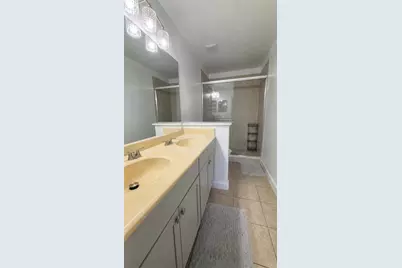5073 Kingscrest Lane, Oviedo, FL 32765 - Photo 10