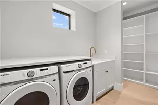 2315 Weber St, Orlando, FL 32803 - Photo 30