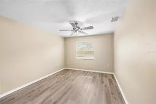 1221 E Court St, Tarpon Springs, FL 34689 - Photo 16