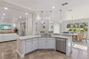 2341 Eagle Talon Ct, Kissimmee, FL 34746 - Photo 12