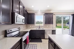 3830 Spirited Cir, Saint Cloud, FL 34772 - Photo 8
