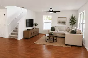 13874 Phoenix Dr, Orlando, FL 32828 - Photo 4