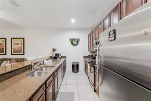 8961 Majesty Palm Rd, Kissimmee, FL 34747 - Photo 10