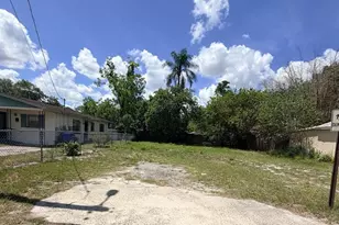 839 Sears Ave NE, Winter Haven, FL 33881 - Photo 1
