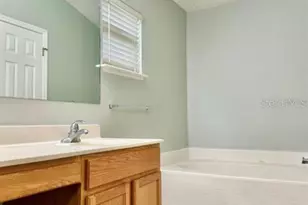 14237 Econ Woods Ln, Orlando, FL 32826 - Photo 8