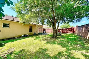 14237 Econ Woods Ln, Orlando, FL 32826 - Photo 14