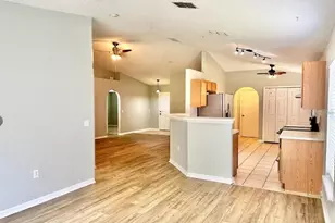 14237 Econ Woods Ln, Orlando, FL 32826 - Photo 4
