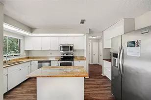 11424 Scallop Dr, Port Richey, FL 34668 - Photo 10