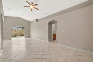 1915 E McBerry St, Tampa, FL 33610 - Photo 4
