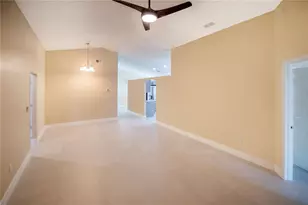 17109 Woodcrest Way, Clermont, FL 34714 - Photo 4