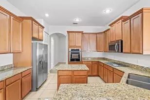 3877 Shoreview Dr, Kissimmee, FL 34744 - Photo 4