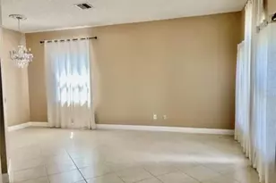2018 Crosscreek Ct, Oviedo, FL 32766 - Photo 6