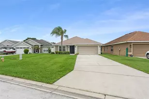 4111 Island Lakes Dr, Winter Haven, FL 33881 - Photo 4