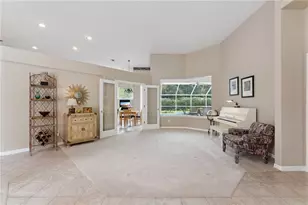 3823 Winding Lake Cir, Orlando, FL 32835 - Photo 2