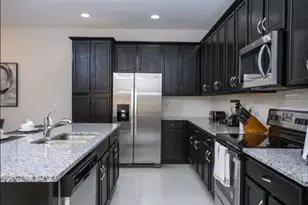 1561 Carey Palm Cir, Kissimmee, FL 34747 - Photo 10