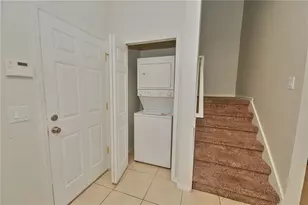 2730 Retreat View Cir, Sanford, FL 32771 - Photo 14