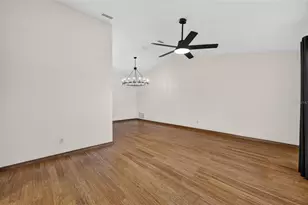 3158 Whisper Wind Dr, Saint Cloud, FL 34771 - Photo 6
