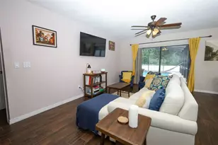 1152 Twin Rivers Blvd, Oviedo, FL 32766 - Photo 8
