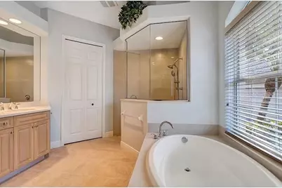 1704 Amberwynd Circle W, Palmetto, FL 34221 - Photo 16
