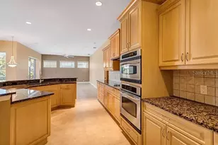 1704 Amberwynd Cir W, Palmetto, FL 34221 - Photo 6