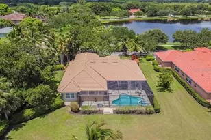 1704 Amberwynd Cir W, Palmetto, FL 34221 - Photo 2