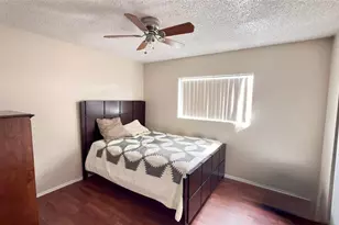 187 Pinewood Cir, Kissimmee, FL 34743 - Photo 14
