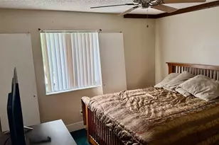 187 Pinewood Cir, Kissimmee, FL 34743 - Photo 12