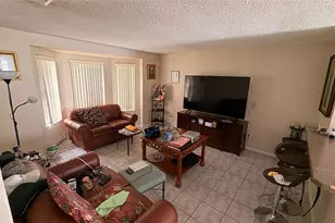 187 Pinewood Cir, Kissimmee, FL 34743 - Photo 4