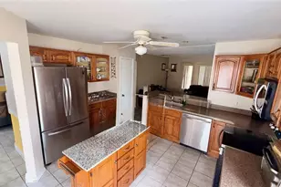 187 Pinewood Cir, Kissimmee, FL 34743 - Photo 6