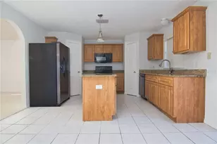 15907 Wilkinson Dr, Clermont, FL 34714 - Photo 4