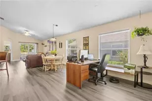 1722 Palmetto Pine Ln, Orlando, FL 32826 - Photo 4