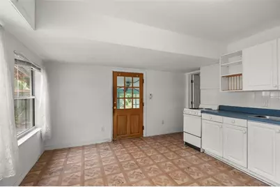 936 E 5th Avenue, Mount Dora, FL 32757 - Photo 8