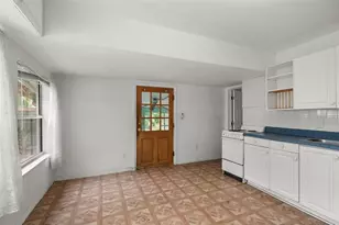 936 E 5th Ave, Mount Dora, FL 32757 - Photo 8