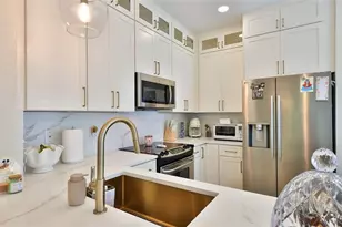 1102 Berkman Cir, Sanford, FL 32771 - Photo 12