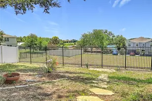 1764 Dunedin Dr, Tavares, FL 32778 - Photo 24