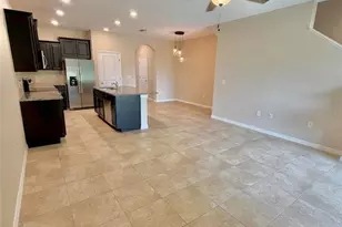 2463 Midnight Pearl Dr, Sarasota, FL 34240 - Photo 2