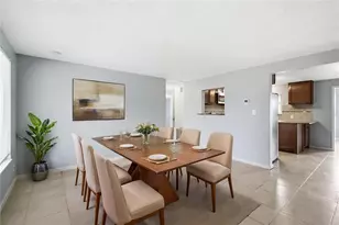 5917 Olive Ave, Sarasota, FL 34231 - Photo 6