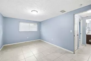 5917 Olive Ave, Sarasota, FL 34231 - Photo 28
