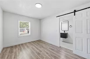 1104 E 8 Th St, Sanford, FL 32771 - Photo 12