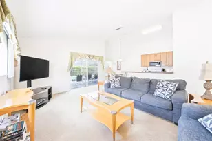 723 Old Bridge Cir, Davenport, FL 33897 - Photo 2