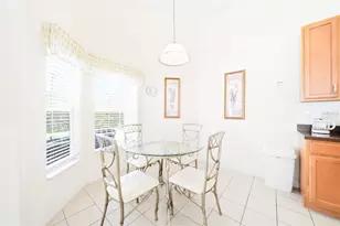 723 Old Bridge Cir, Davenport, FL 33897 - Photo 6