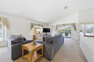 723 Old Bridge Cir, Davenport, FL 33897 - Photo 4