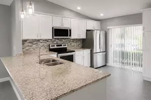 925 Pebble Creek Cir, Orlando, FL 32824 - Photo 6