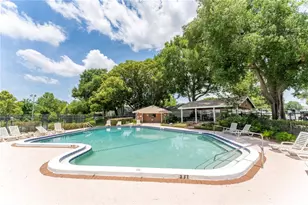 587 Portland Cir, Apopka, FL 32703 - Photo 32
