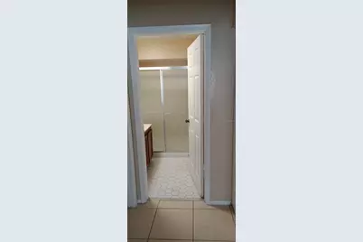 3973 Versailles Drive #3973F, Orlando, FL 32808 - Photo 8