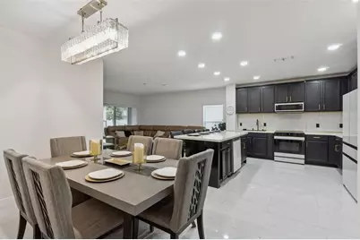 2581 Wadeview Loop, Saint Cloud, FL 34769 - Photo 8