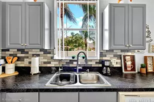 2304 Saphire Ct, Kissimmee, FL 34743 - Photo 22